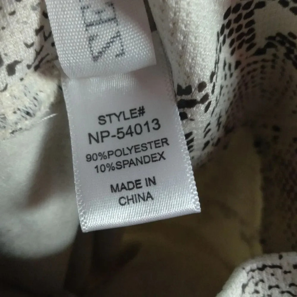 Snake Print Fleece Leggings Tan/Mocha - Picture 5 of 6